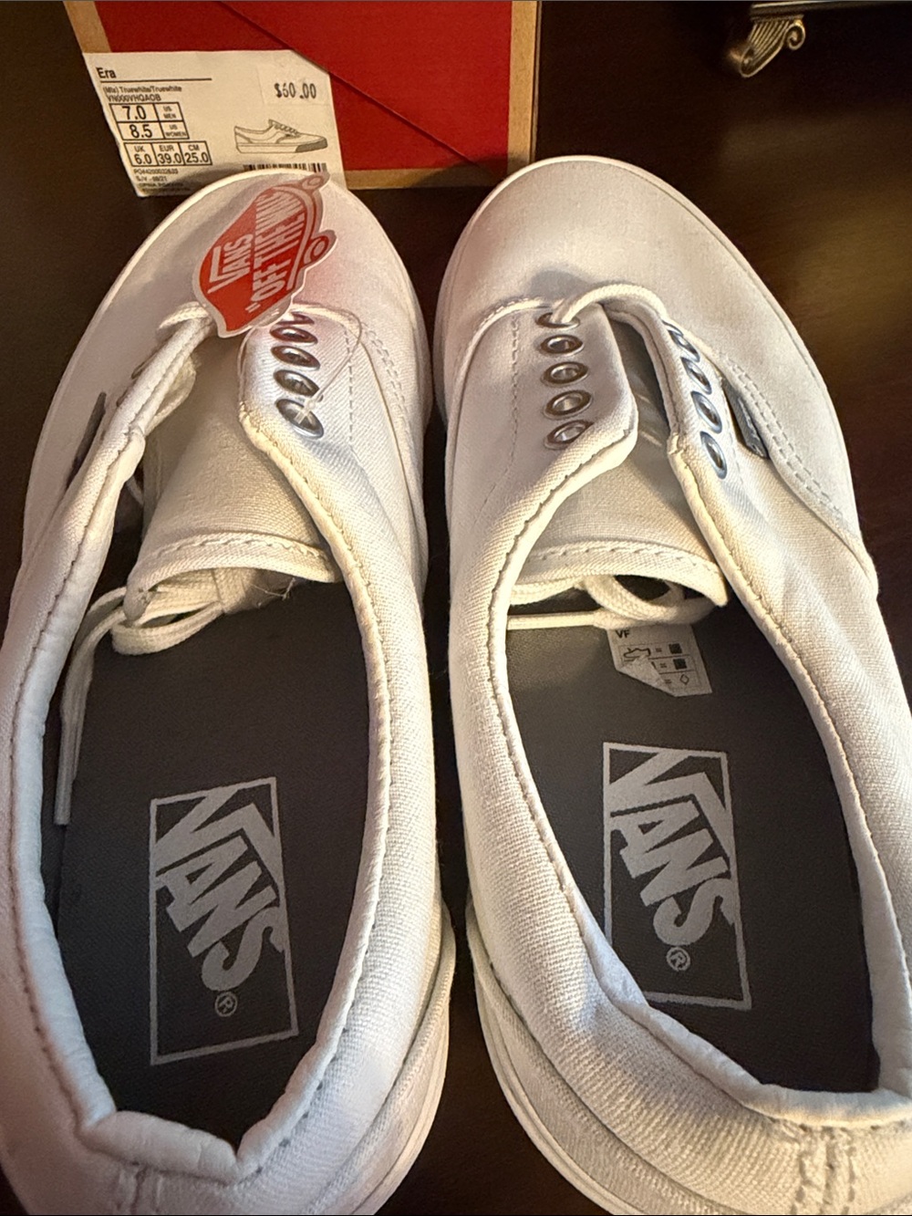 Vans White Low-Top Era Canvas Sneakers - Picture 4 of 4